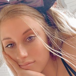 Meet your Posher, Kaitlyn